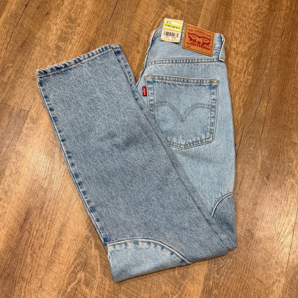 Levis Women 501 Original Two Tone Paneled Straight Leg Jeans Light Wash 27x30